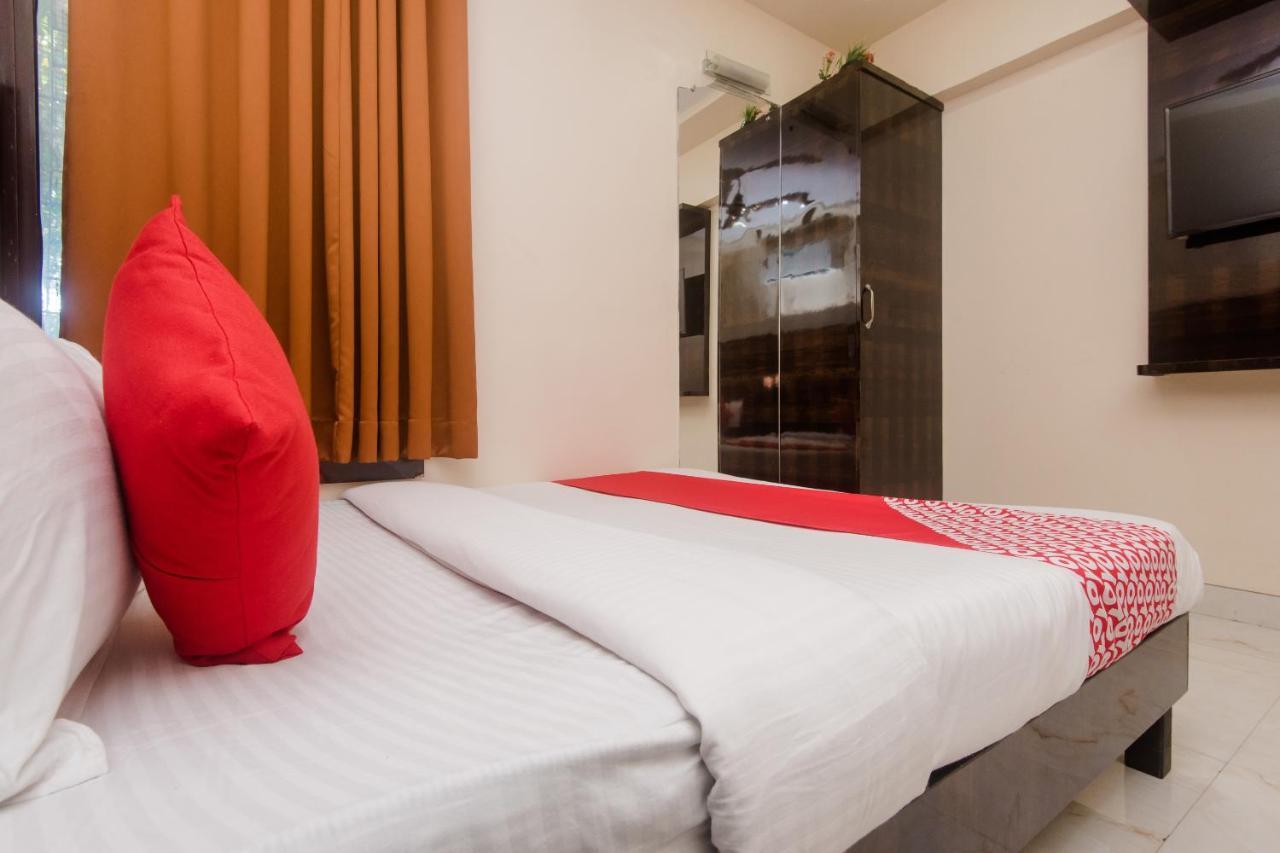 Vaccinated Staff - Oyo 22055 Dadar Residency Hotel Mumbai Exterior photo